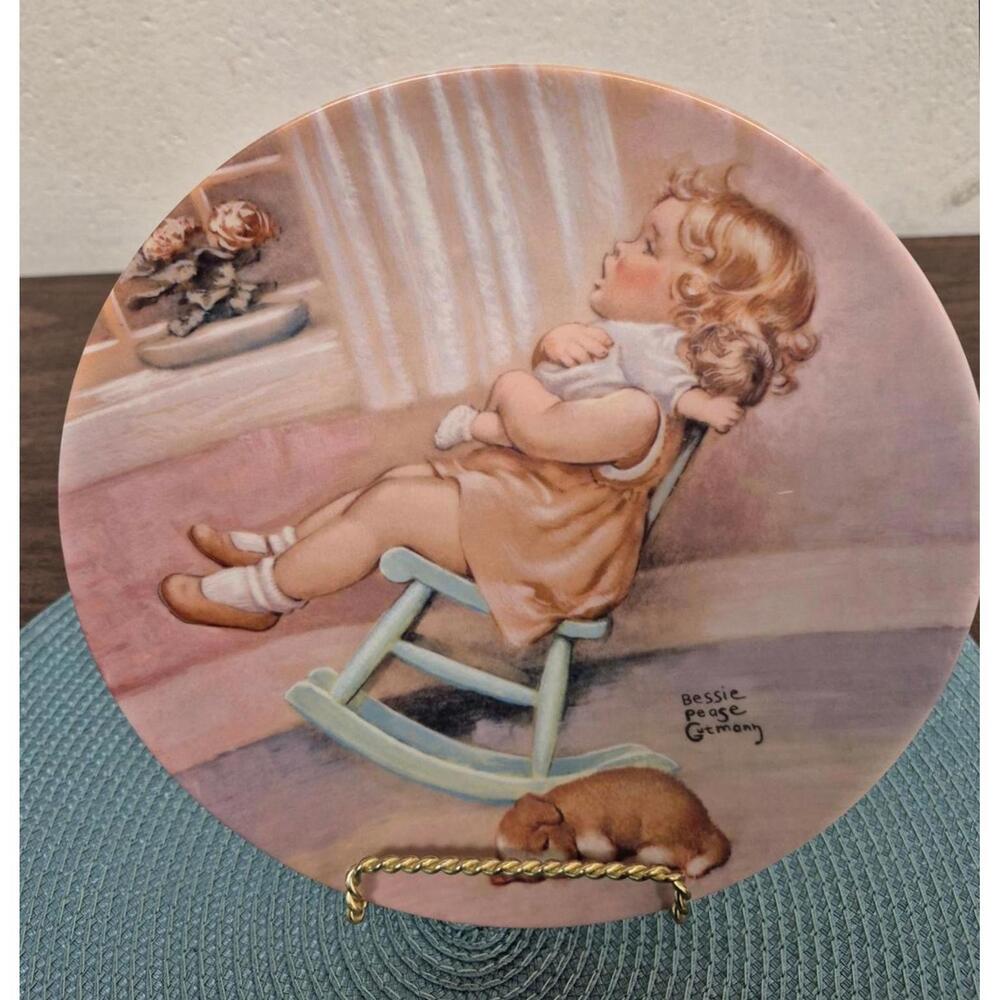 Bessie Pease Gutmann 'The Lullaby' Collector Plate - Magical Moments Series